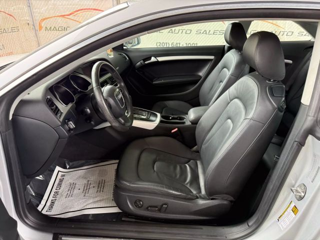 Vehicle image 43 of 46