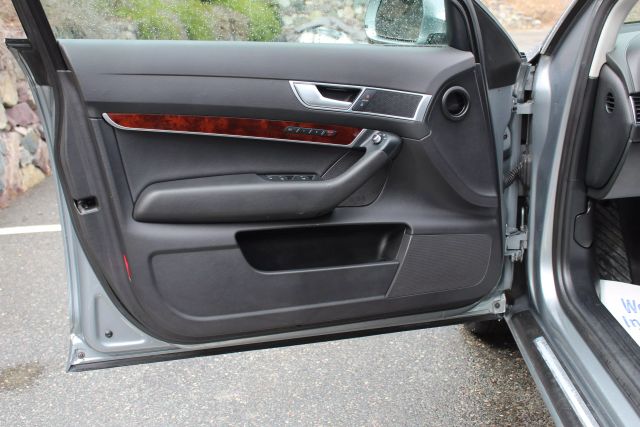 Vehicle image 12 of 45
