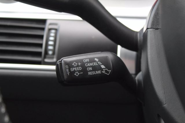 Vehicle image 26 of 45