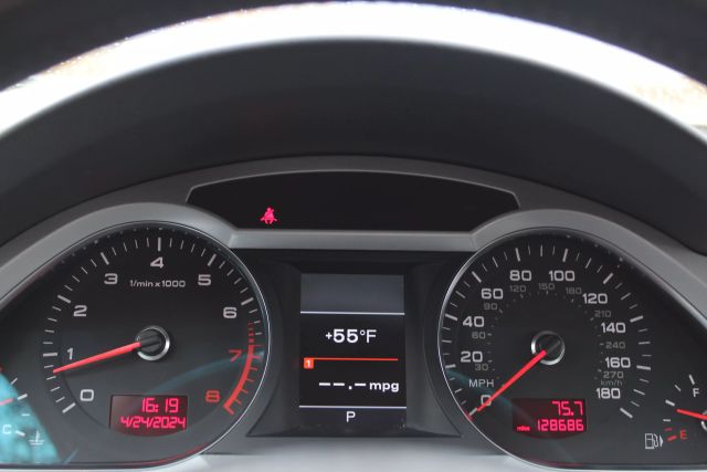 Vehicle image 29 of 45
