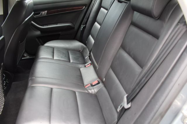 Vehicle image 13 of 45