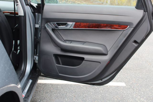 Vehicle image 16 of 45