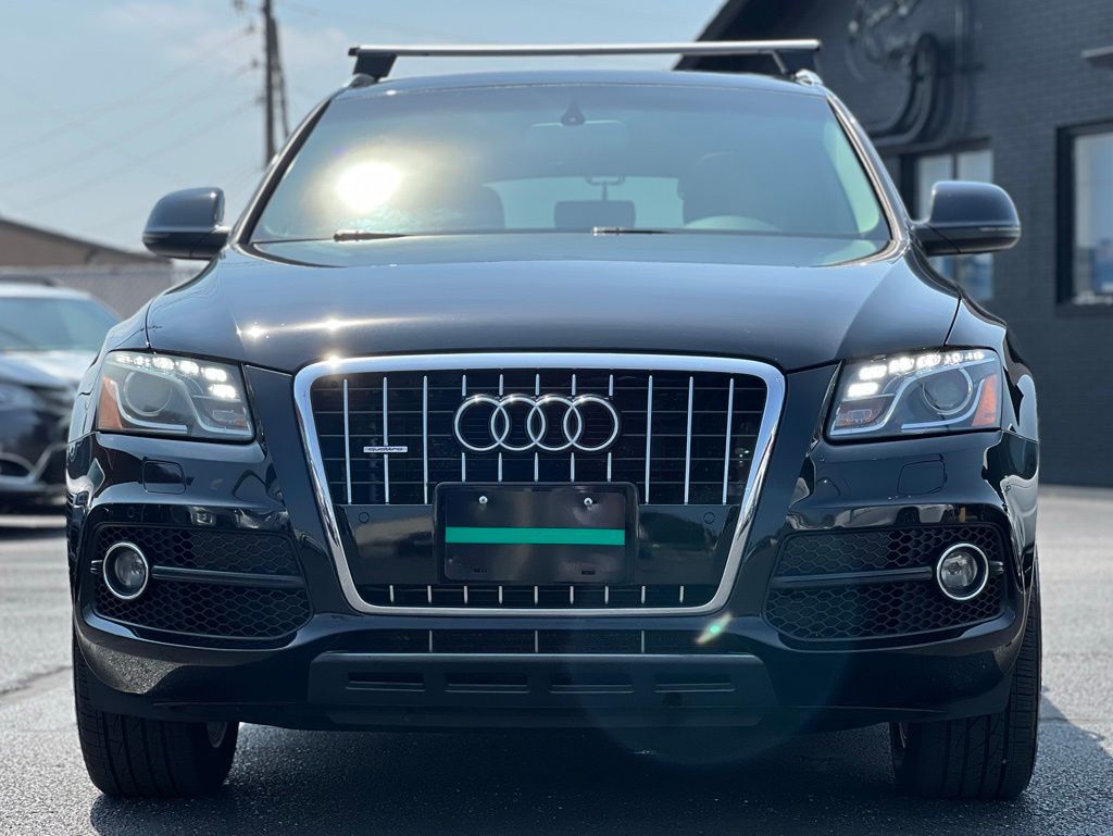 Vehicle image 3 of 54