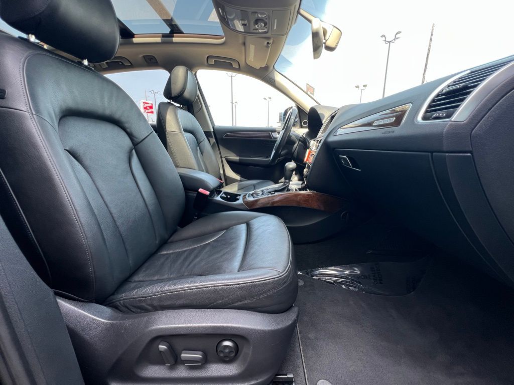 Vehicle image 24 of 54