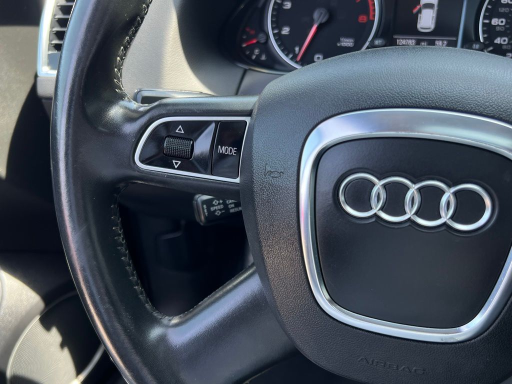 Vehicle image 36 of 54