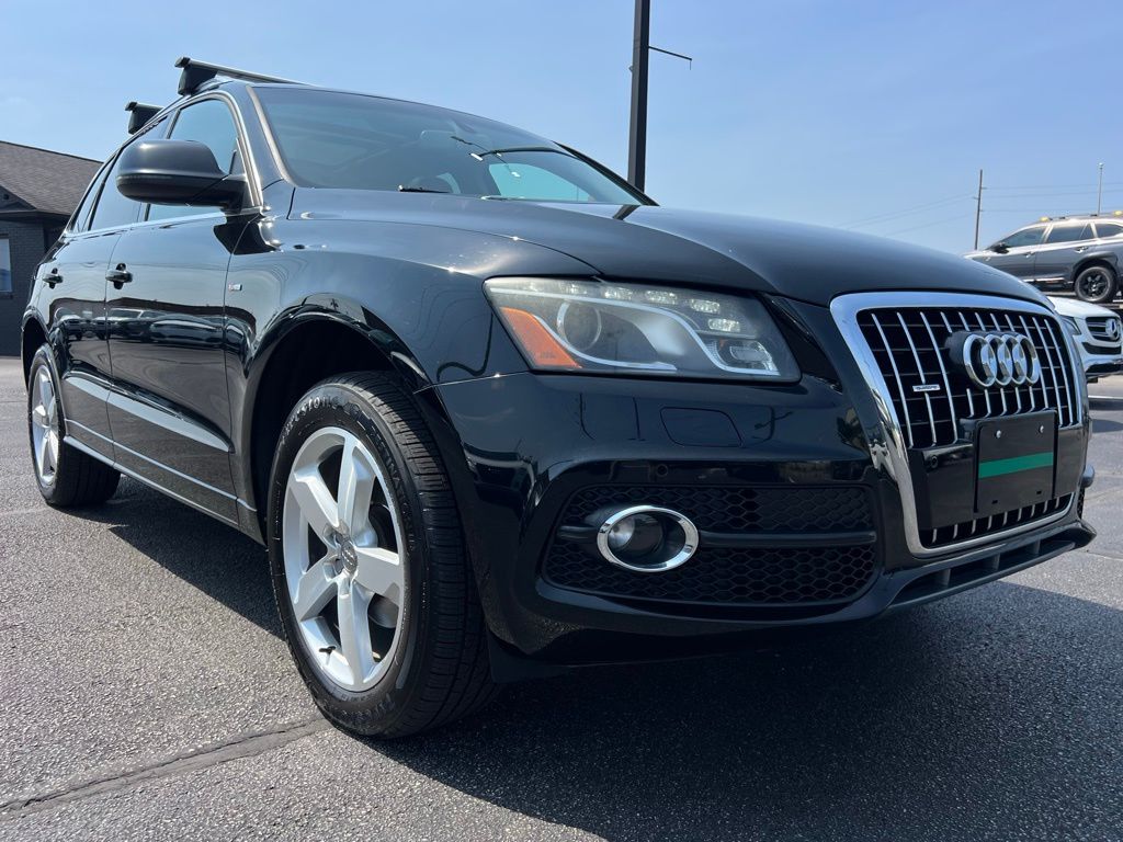 Vehicle image 5 of 54