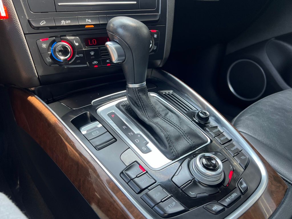 Vehicle image 42 of 54
