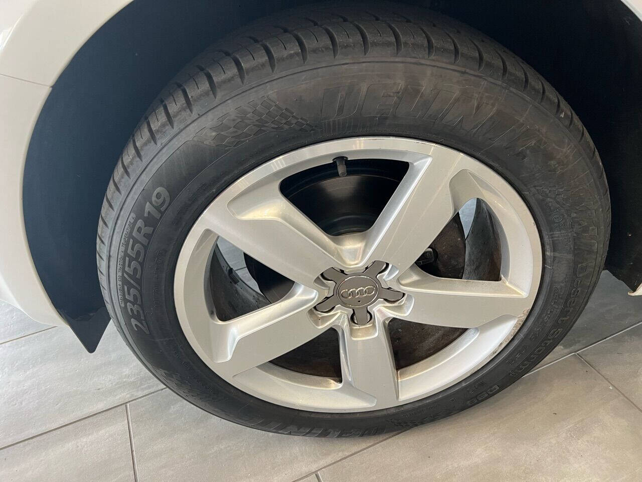 Vehicle image 67 of 71