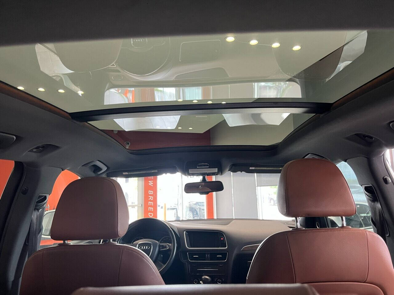 Vehicle image 49 of 71