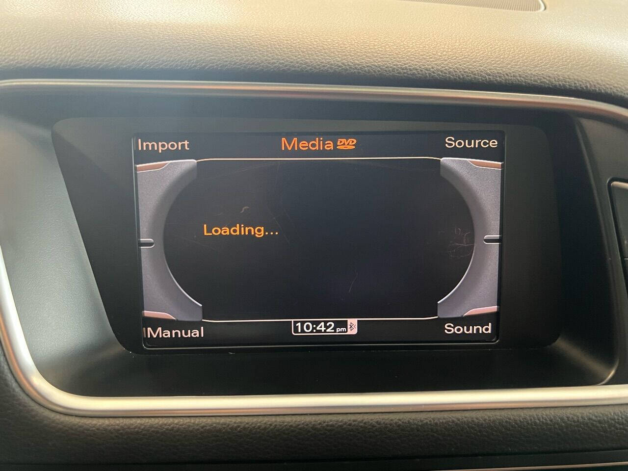 Vehicle image 34 of 71