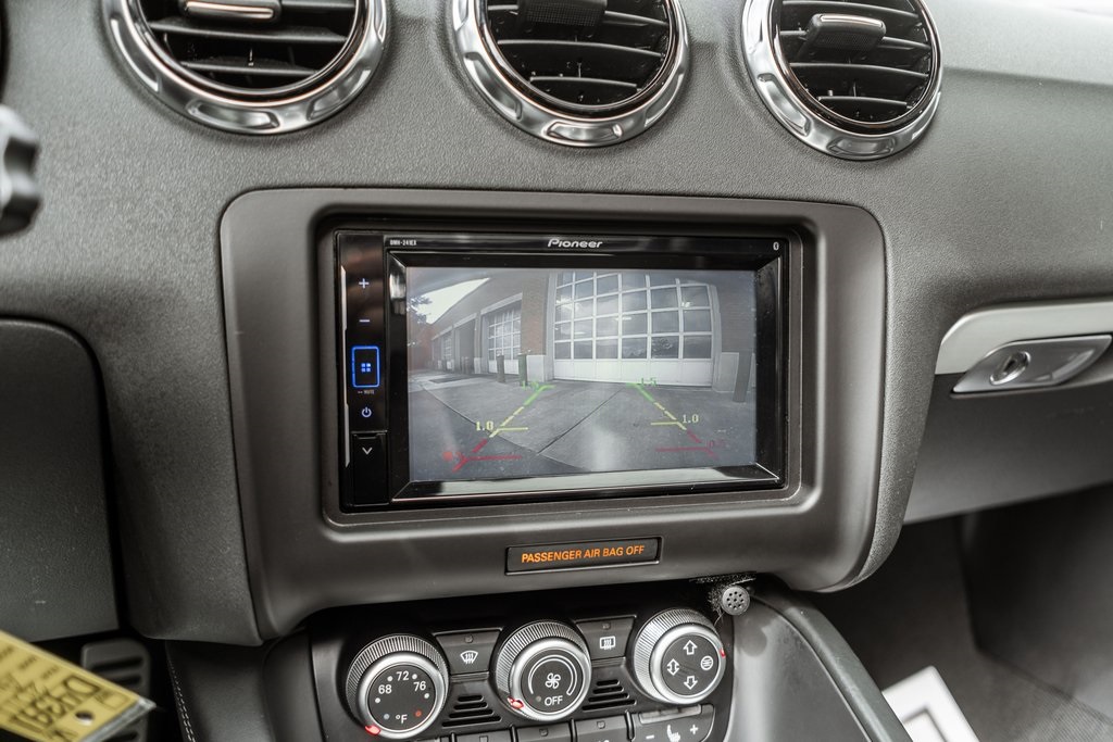 Vehicle image 15 of 38
