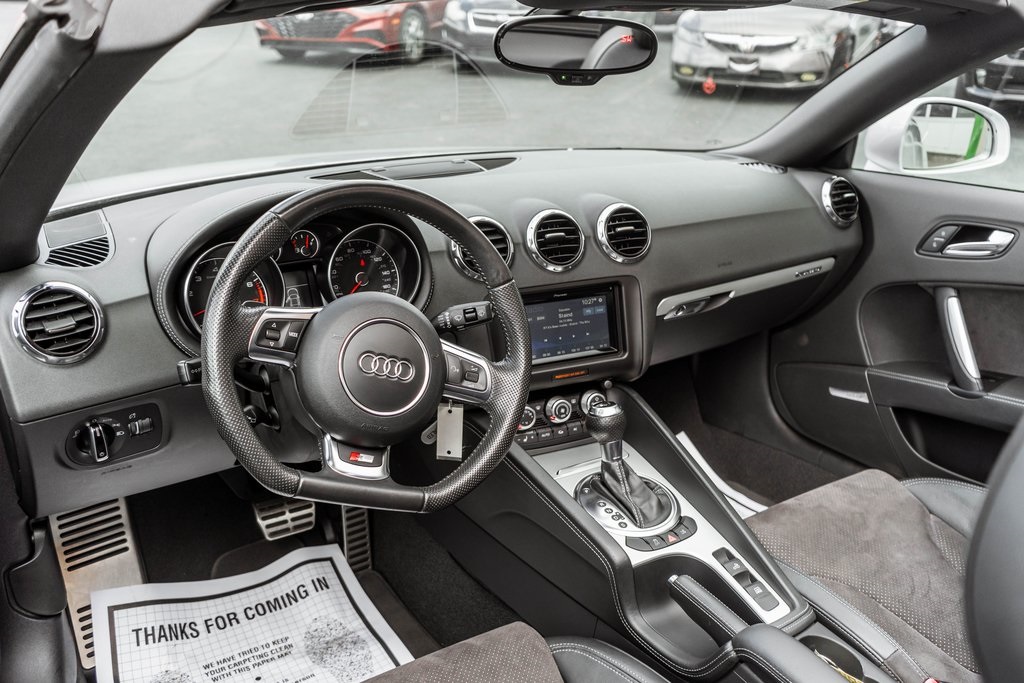 Vehicle image 13 of 38
