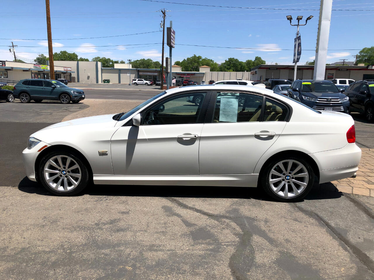 Vehicle image 6 of 27