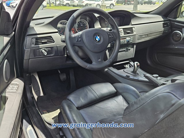 Vehicle image 11 of 22