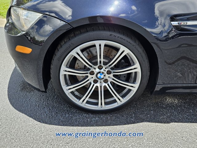 Vehicle image 8 of 22