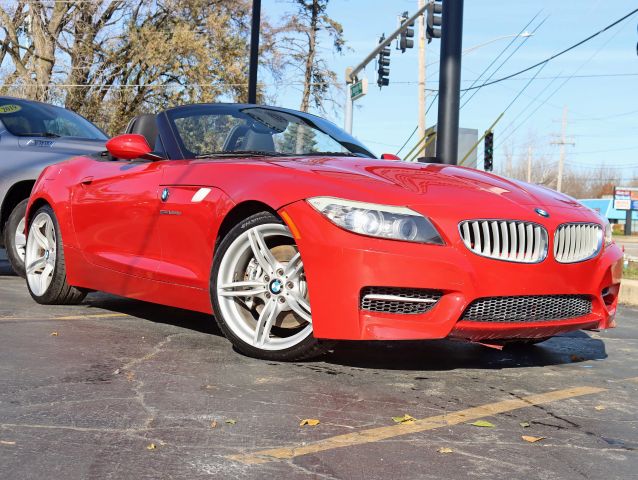 2011 BMW Z4 sDrive35is Image 3 of 32