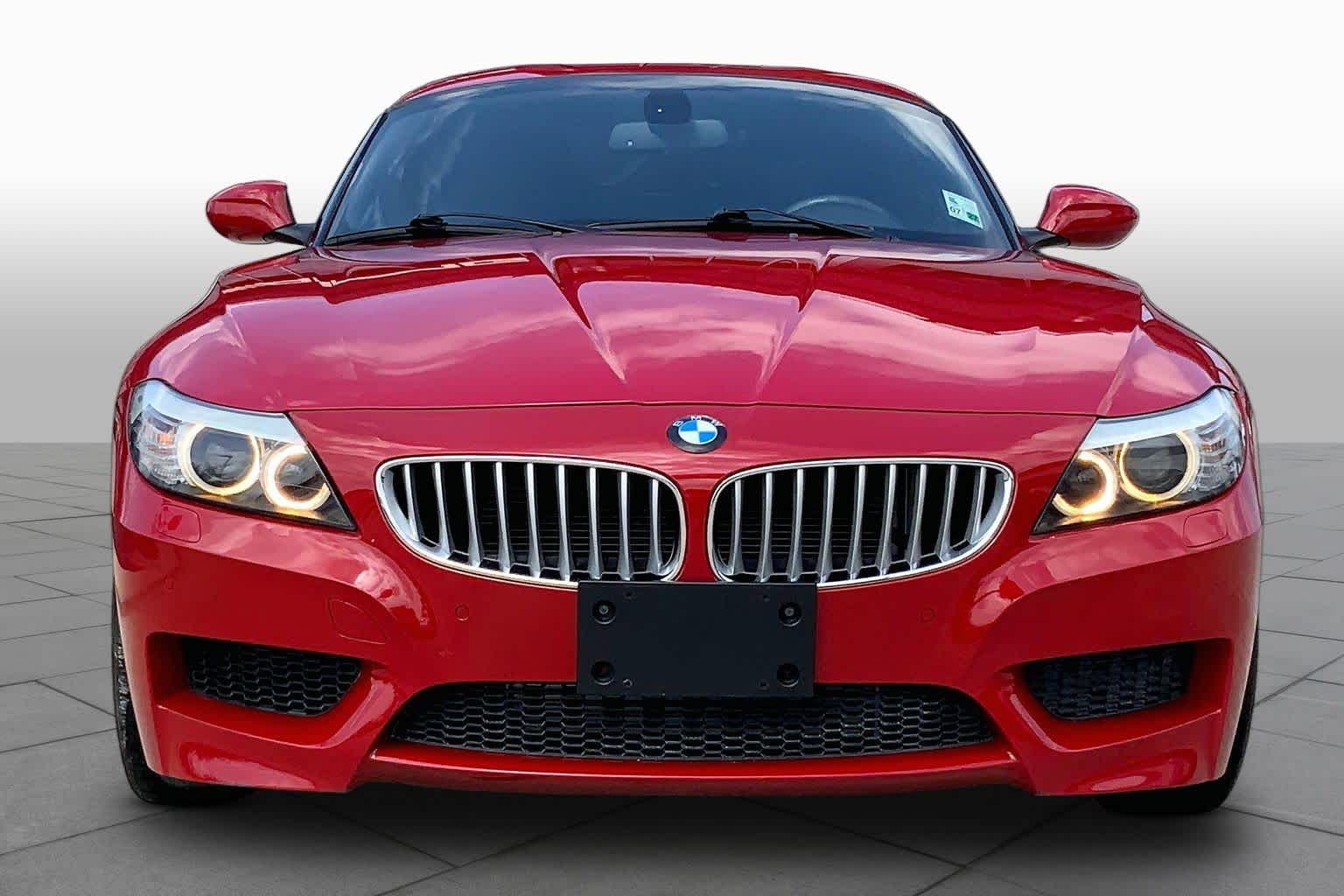 2011 BMW Z4 sDrive35i Image 2 of 28
