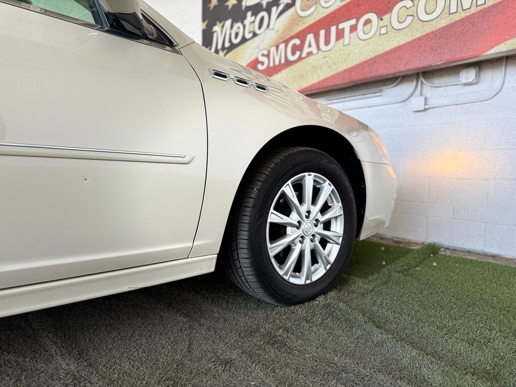 Vehicle image 24 of 55