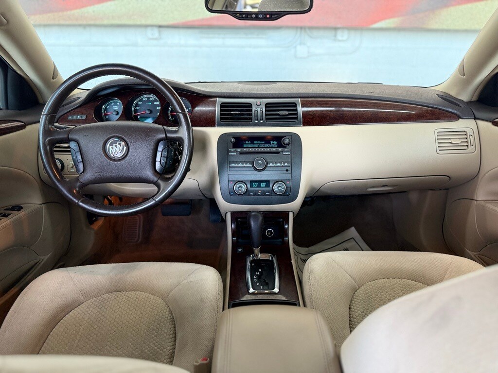 Vehicle image 18 of 55