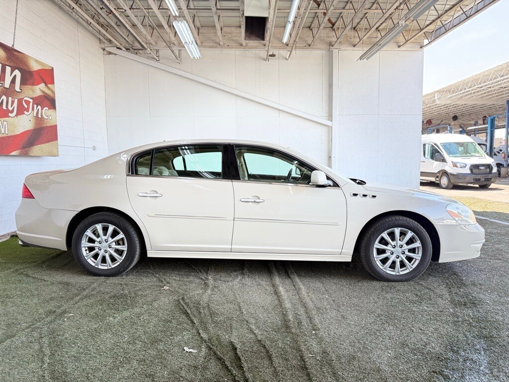 Vehicle image 8 of 55