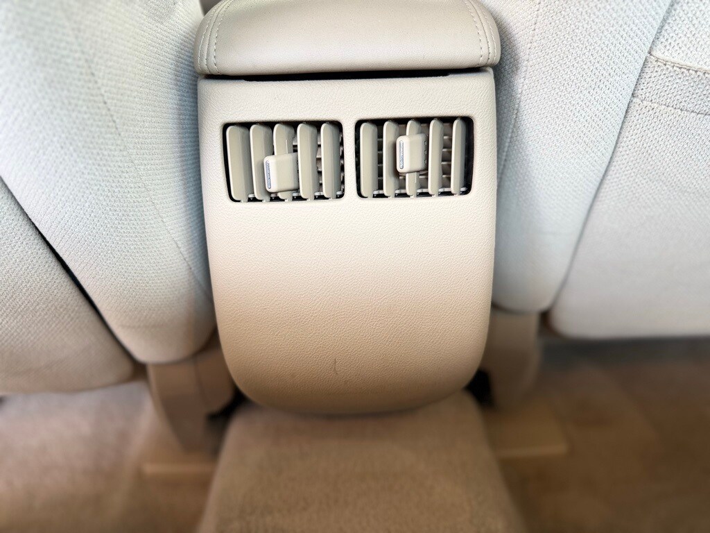 Vehicle image 21 of 55