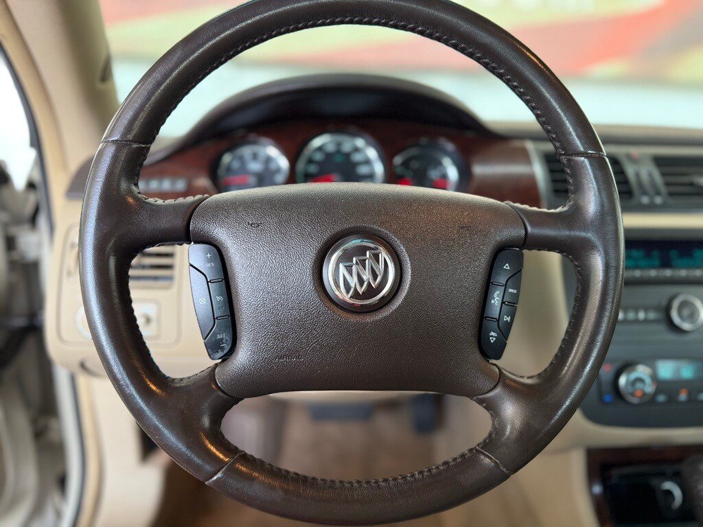 Vehicle image 26 of 55