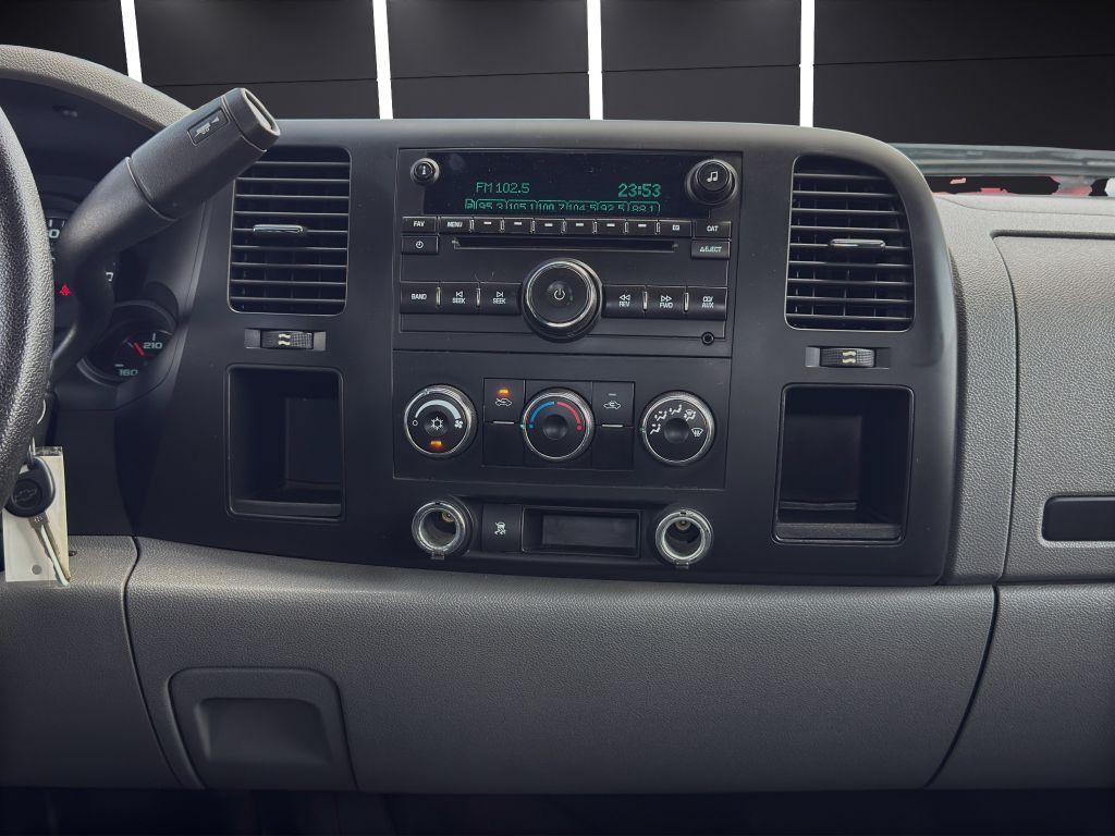Vehicle image 12 of 16