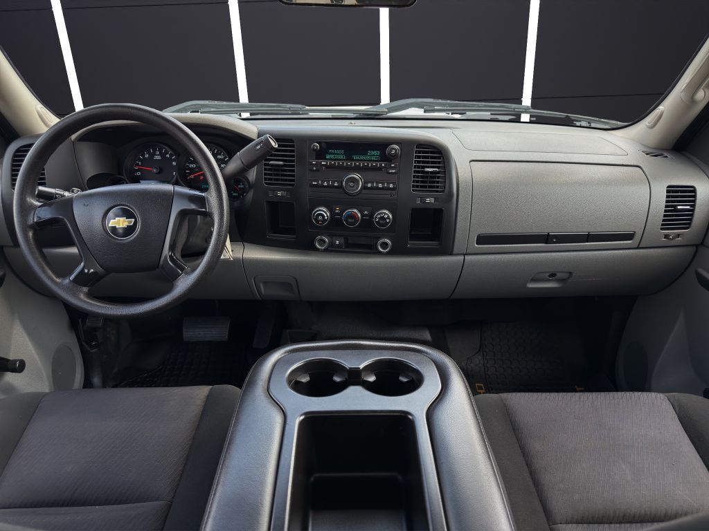 Vehicle image 10 of 16