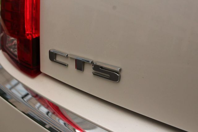 Vehicle image 10 of 53
