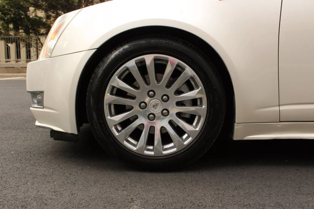 Vehicle image 13 of 53