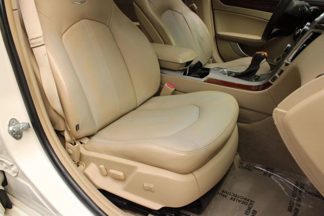 Vehicle image 43 of 53