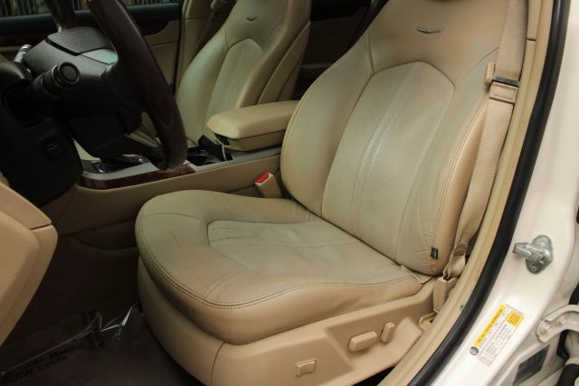 Vehicle image 18 of 53