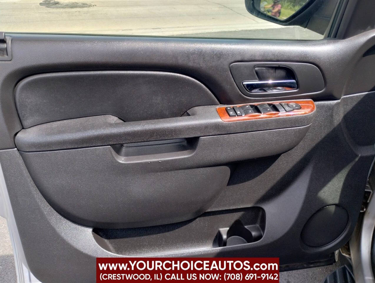 Vehicle image 23 of 34