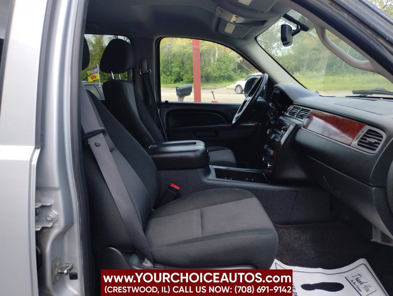 Vehicle image 12 of 34