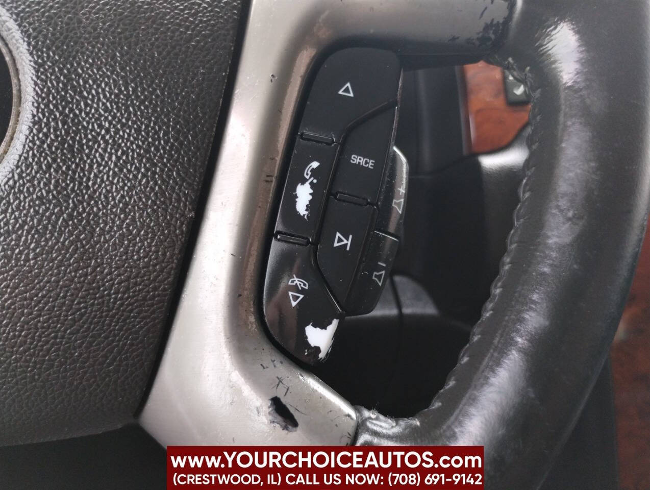 Vehicle image 32 of 34