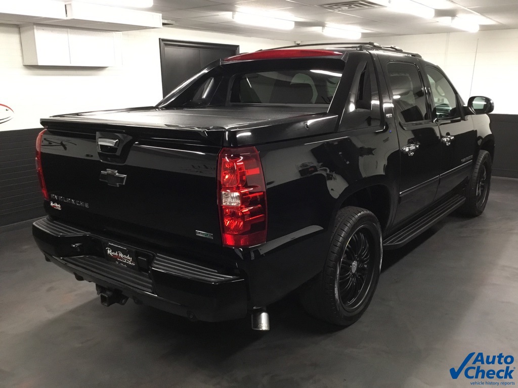 Vehicle image 8 of 66