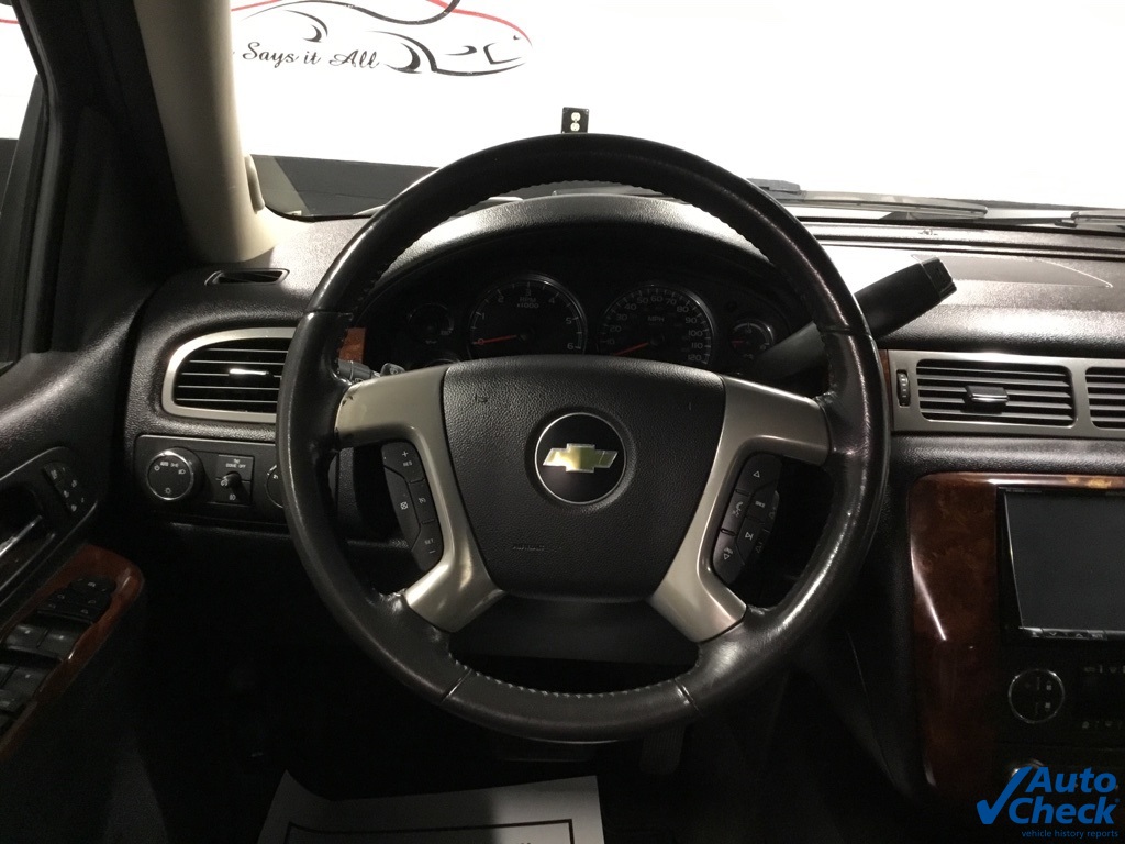 Vehicle image 47 of 66