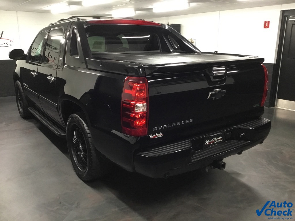 Vehicle image 11 of 66