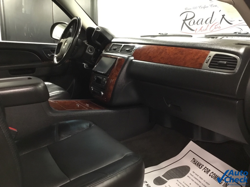 Vehicle image 40 of 66