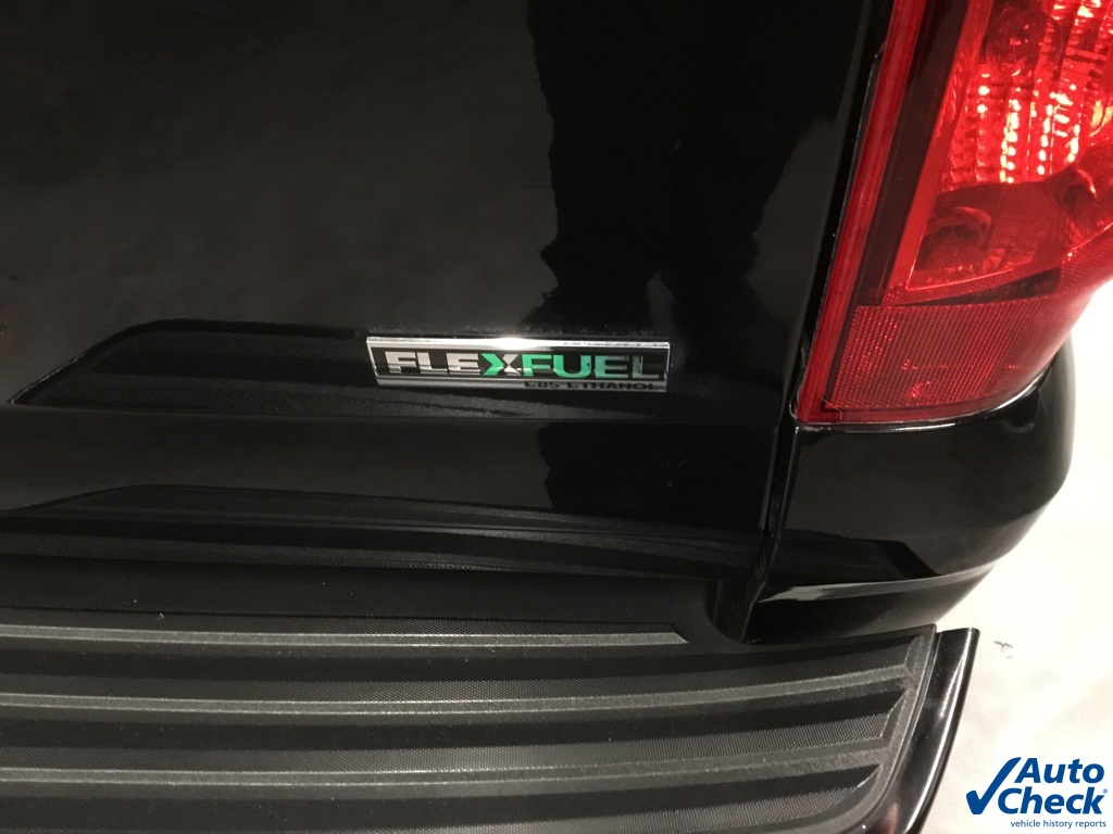 Vehicle image 18 of 66