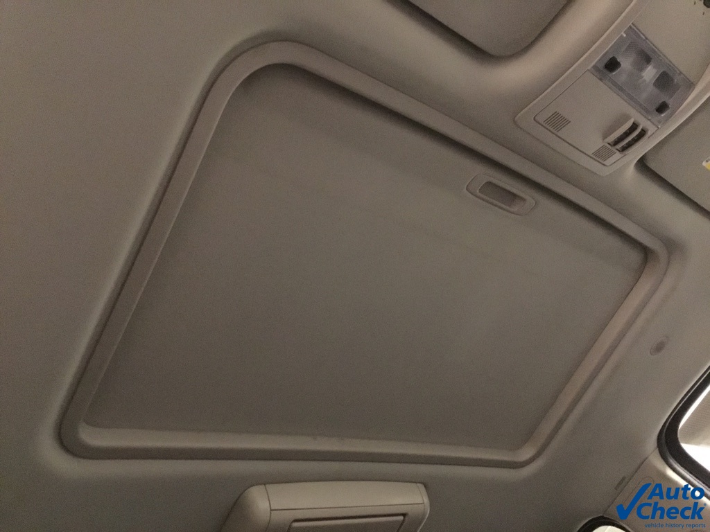 Vehicle image 42 of 66