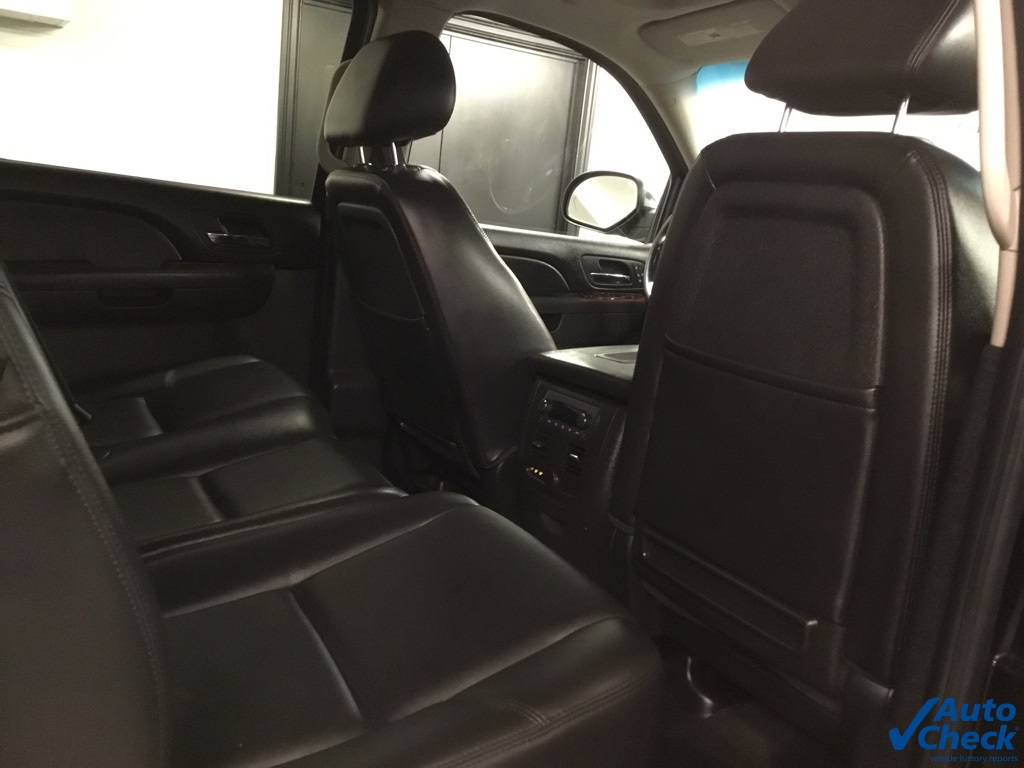Vehicle image 36 of 66