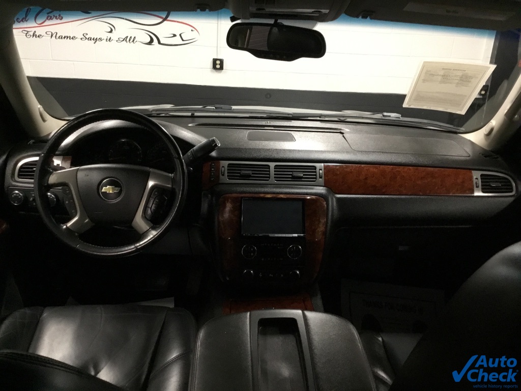 Vehicle image 28 of 66