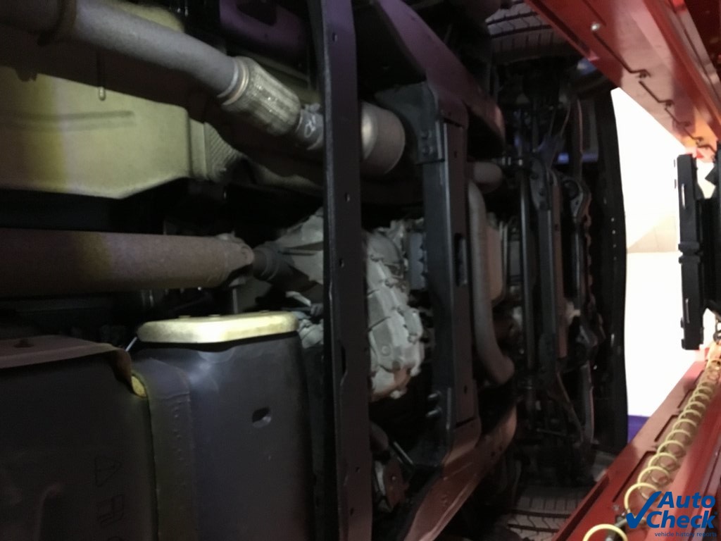 Vehicle image 15 of 66