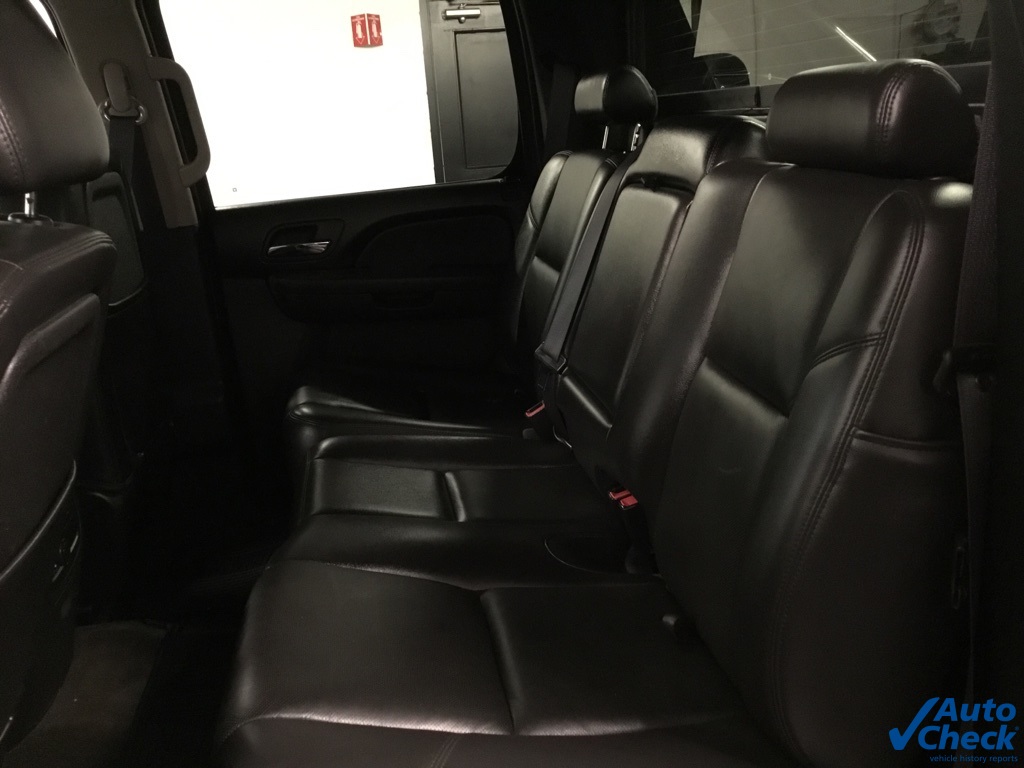 Vehicle image 33 of 66