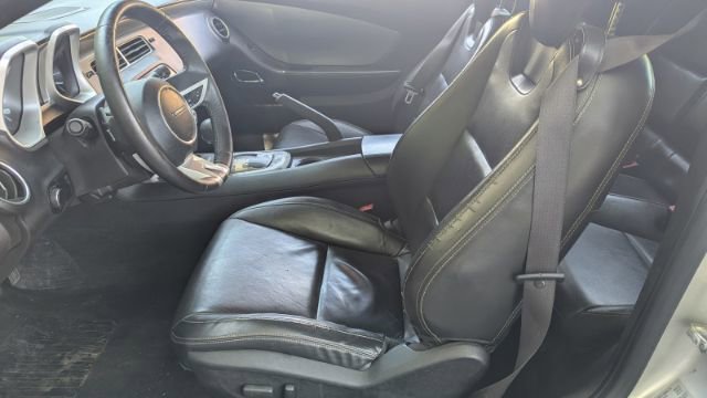 Vehicle image 17 of 35