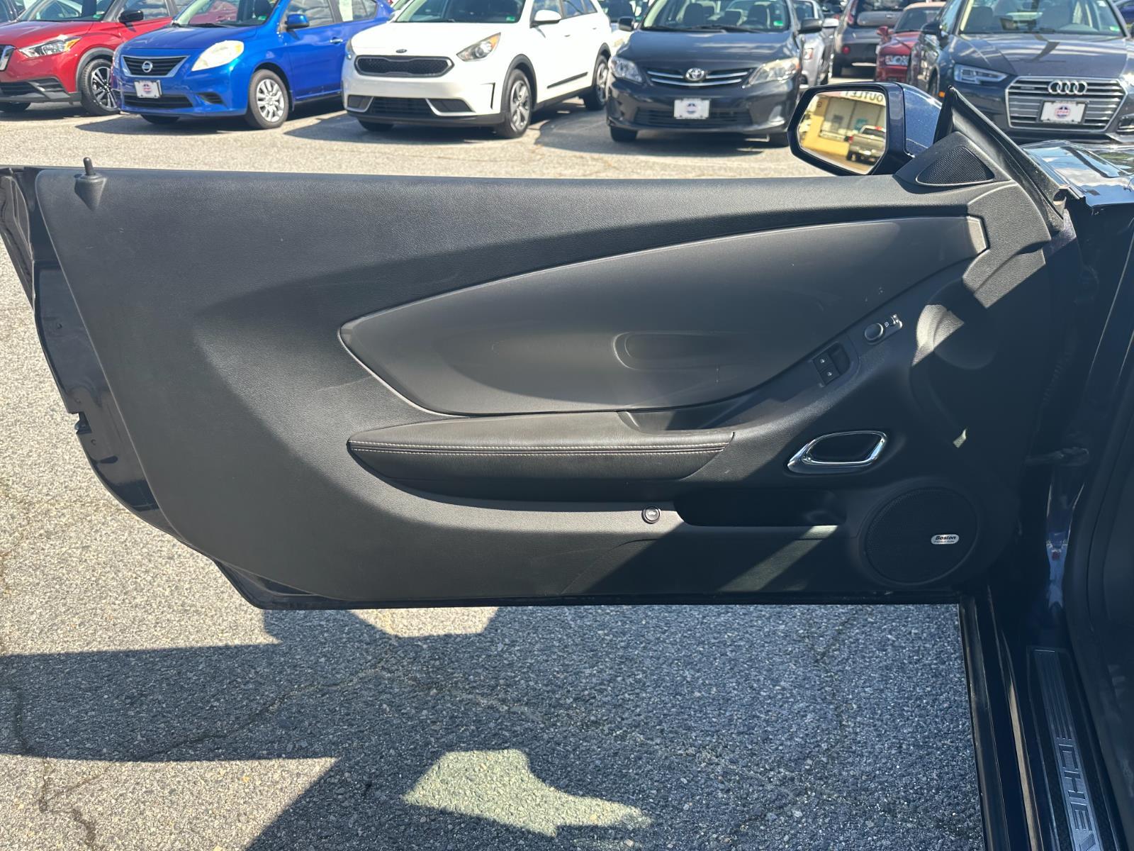 Vehicle image 20 of 21