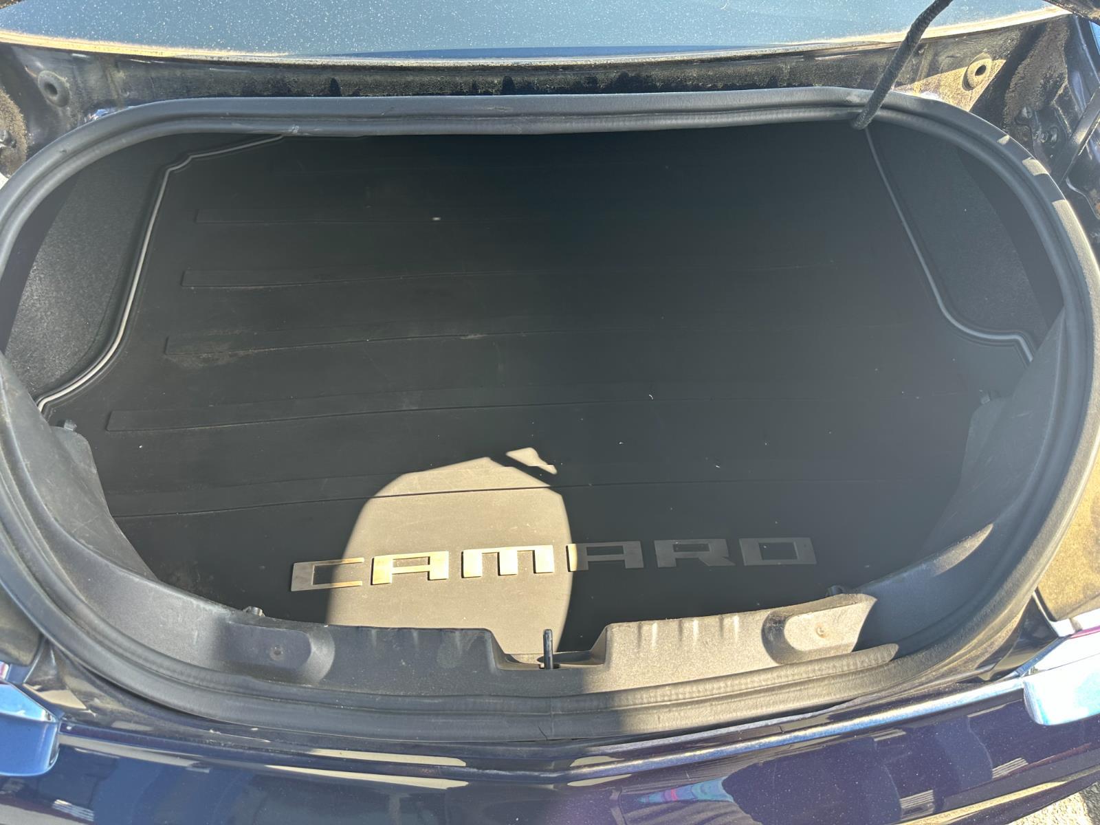 Vehicle image 10 of 21