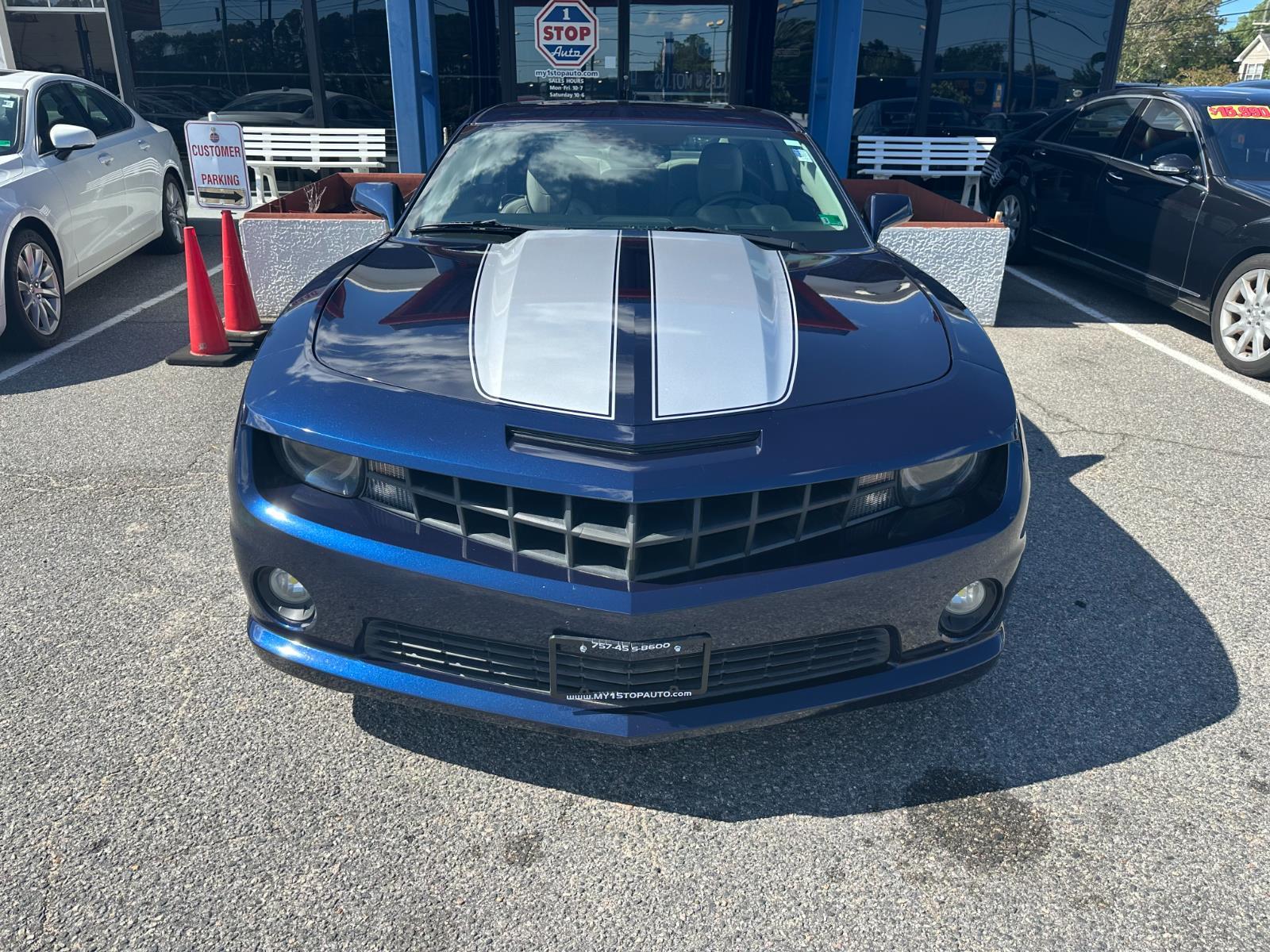 Vehicle image 18 of 21