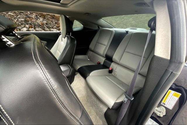 Vehicle image 9 of 32